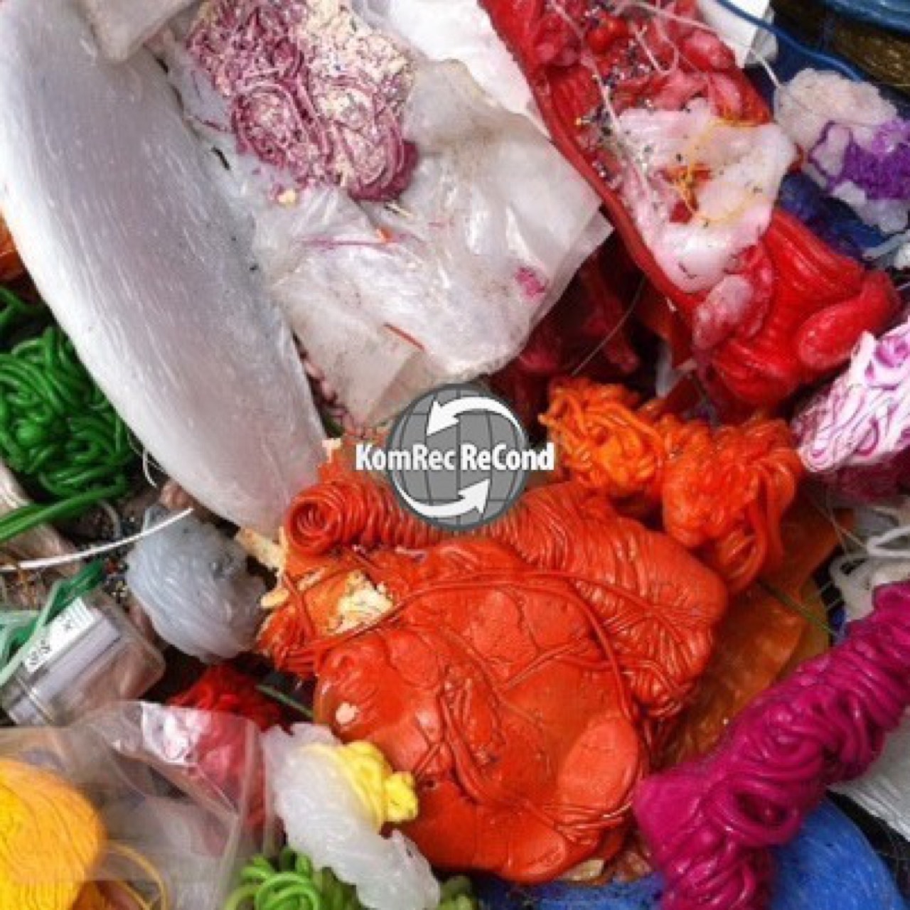 Gemischte Brocken aus Spritzguss u. Extrusion